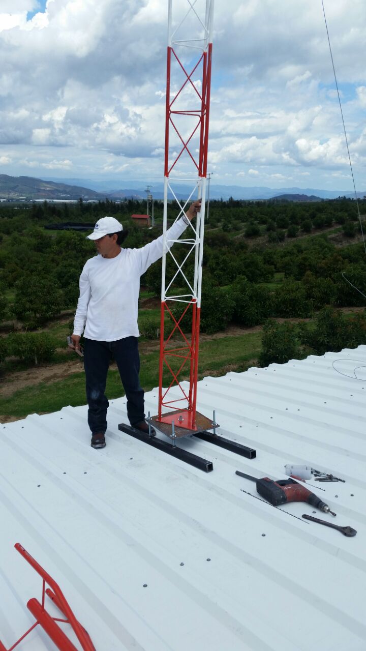 Instalación de torre TISCOM